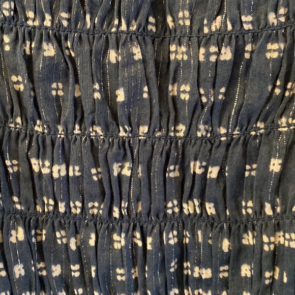 Women's Short Sleeve Rouche Short Size Medium - Picture 3 of 3